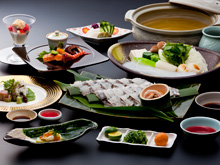 国産天然活鱧(はも)をお好みの鍋懐石で楽しむプラン