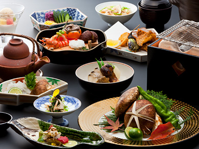 【秋の味覚】豊熟した秋の恵みに舌鼓～松茸懐石～