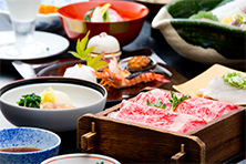 お部屋数限定！蛍の庭を眺める東館和室で特選夏懐石を楽しむ・ご夕食休憩部屋食プラン